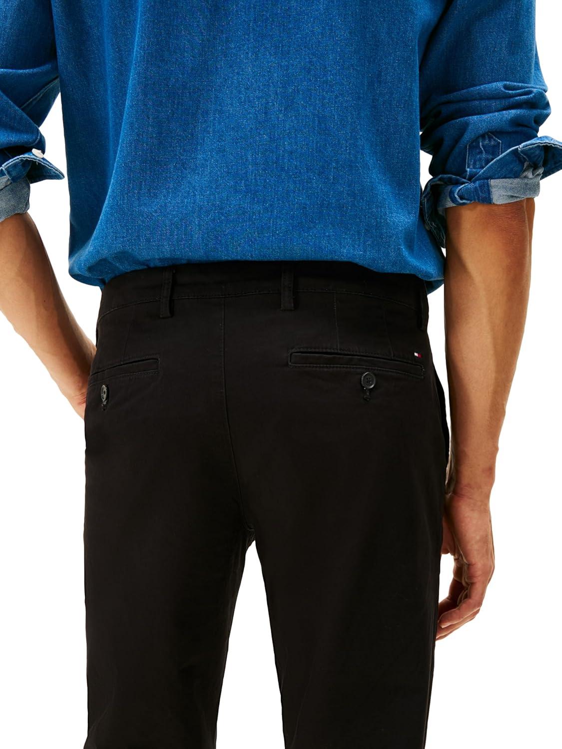 imageTommy Hilfiger Chino Pants Custom FitDeep Knit Black