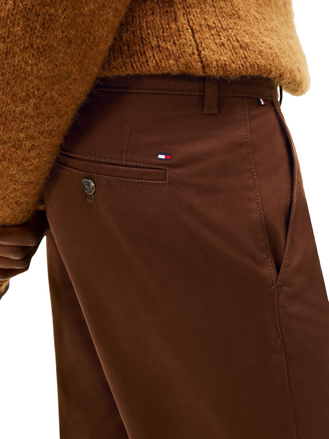 imageTommy Hilfiger Chino Pants Custom FitLegacy Brown