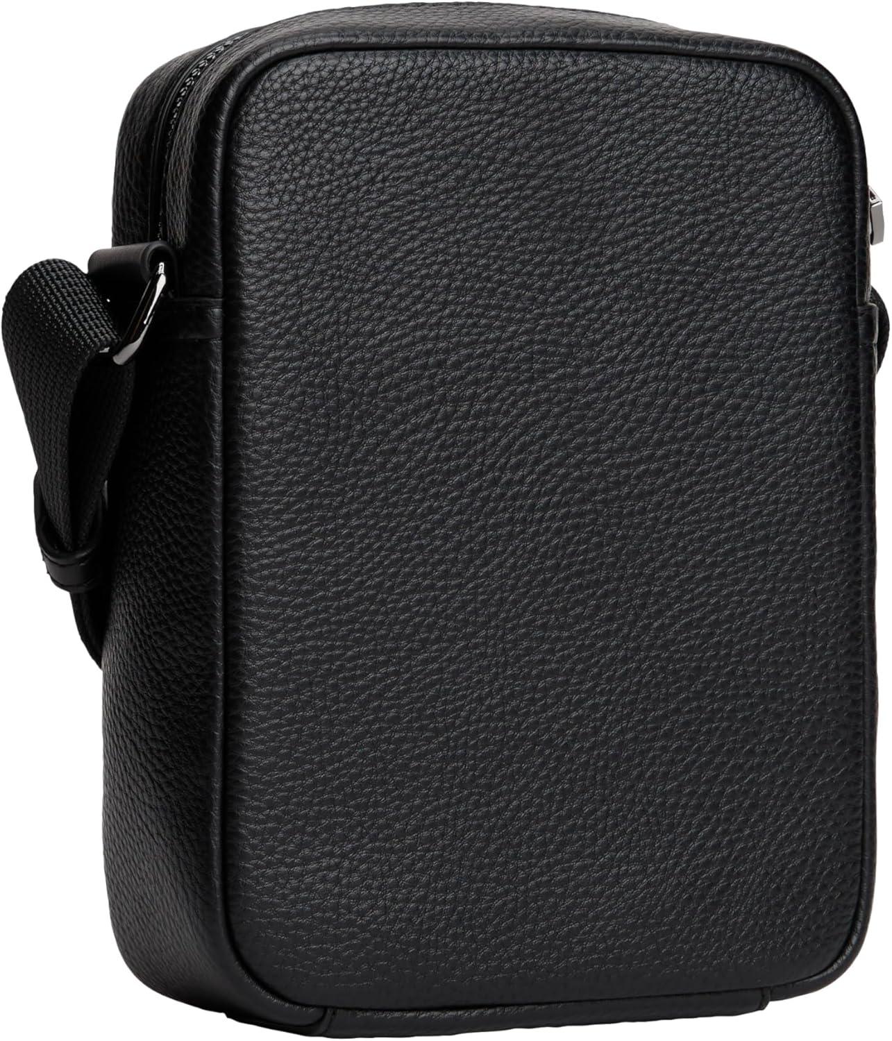 imageTommy Hilfiger Mens Central Mini ReporterBlack