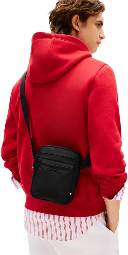imageTommy Hilfiger Mens Mini ReporterBlack