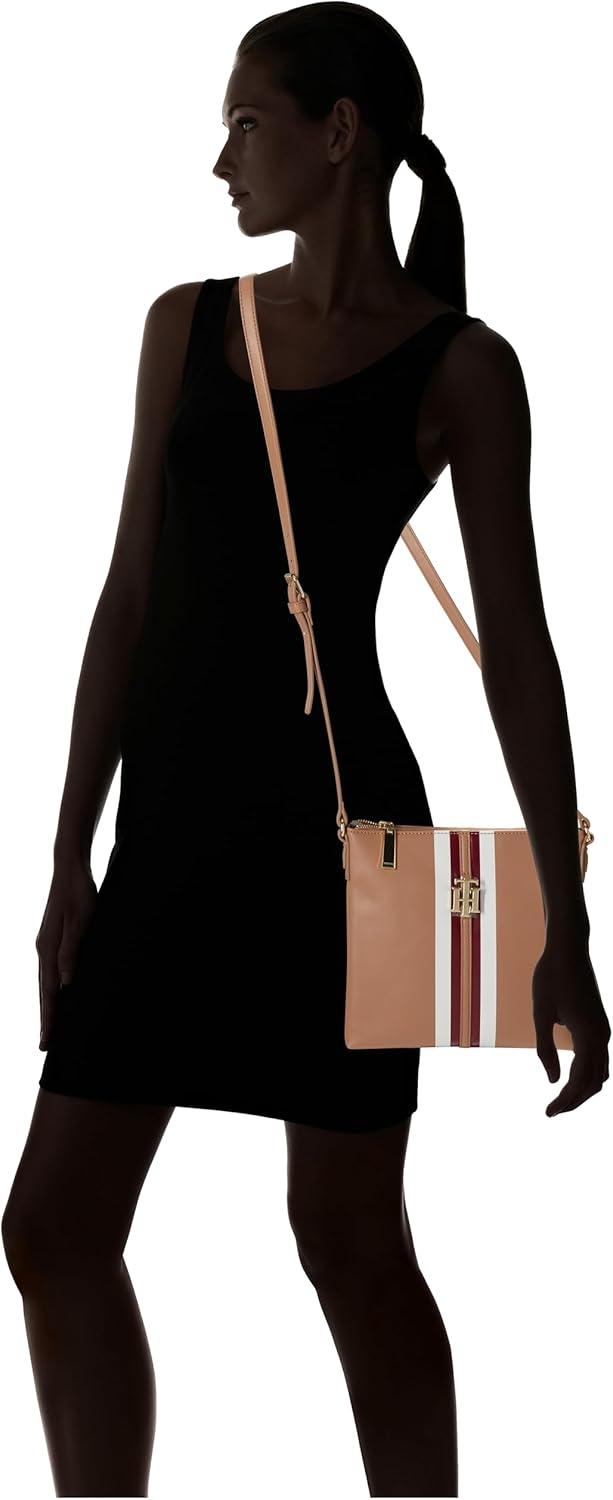 imageTommy Hilfiger Womens Jaden Plus CrossbodyBasket Brown
