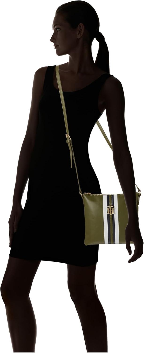 imageTommy Hilfiger Womens Jaden Plus CrossbodyPutting Green