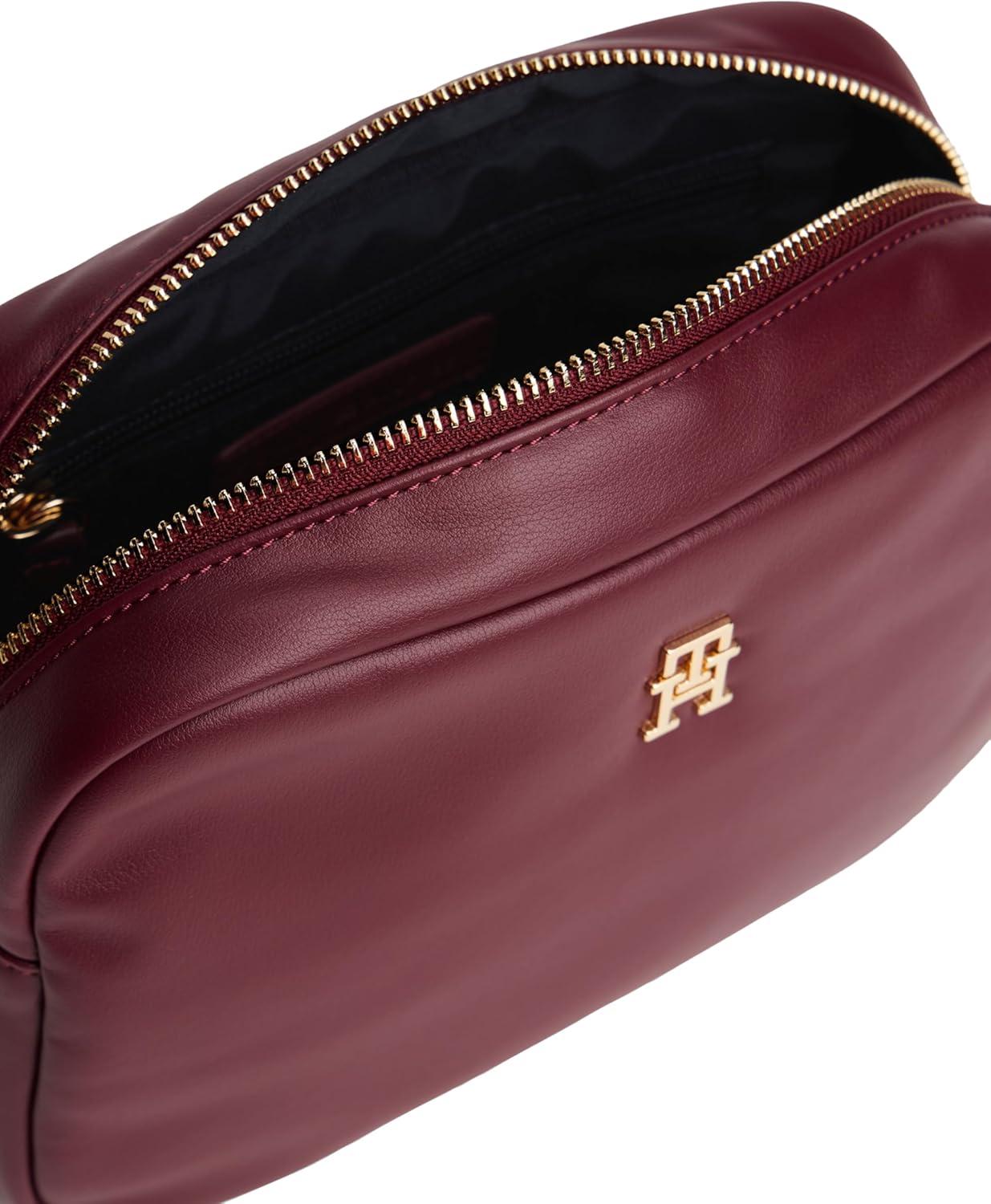 imageTommy Hilfiger Womens Popette Soft Camera BagDeep Rouge