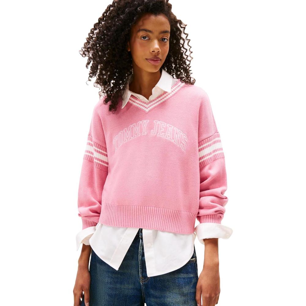 imageTommy Jeans womens Medium Weight Pullover Vneck Sweater With Printed LogoMystic Pink