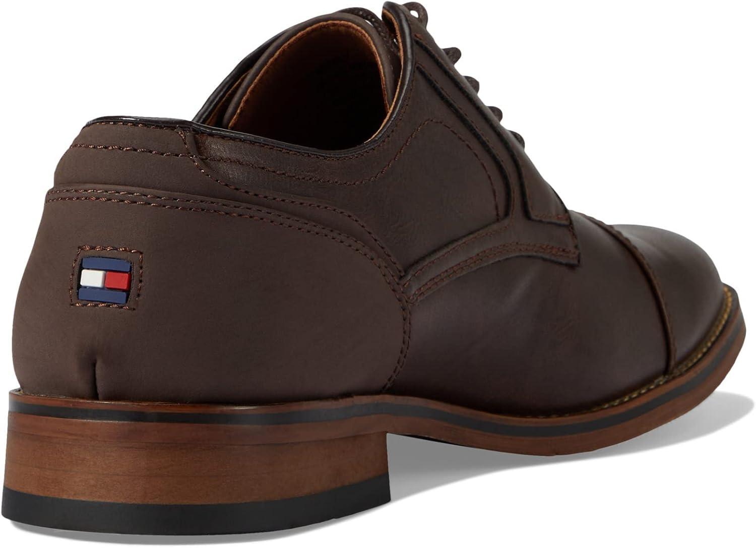 imageTommy Hilfiger Mens BanlyBrown 230