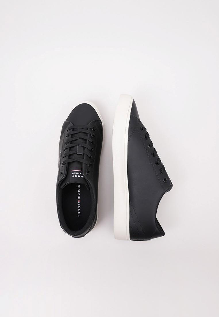 imageTommy Hilfiger Mens RezzBlack