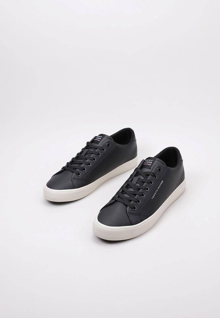 imageTommy Hilfiger Mens RezzBlack