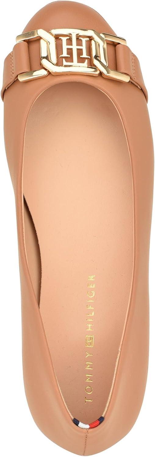imageTommy Hilfiger Womens GallyneCaramel