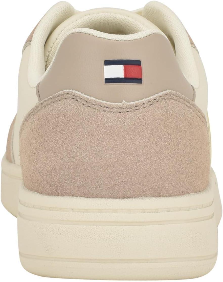 imageTommy Hilfiger Womens VenizTaupe