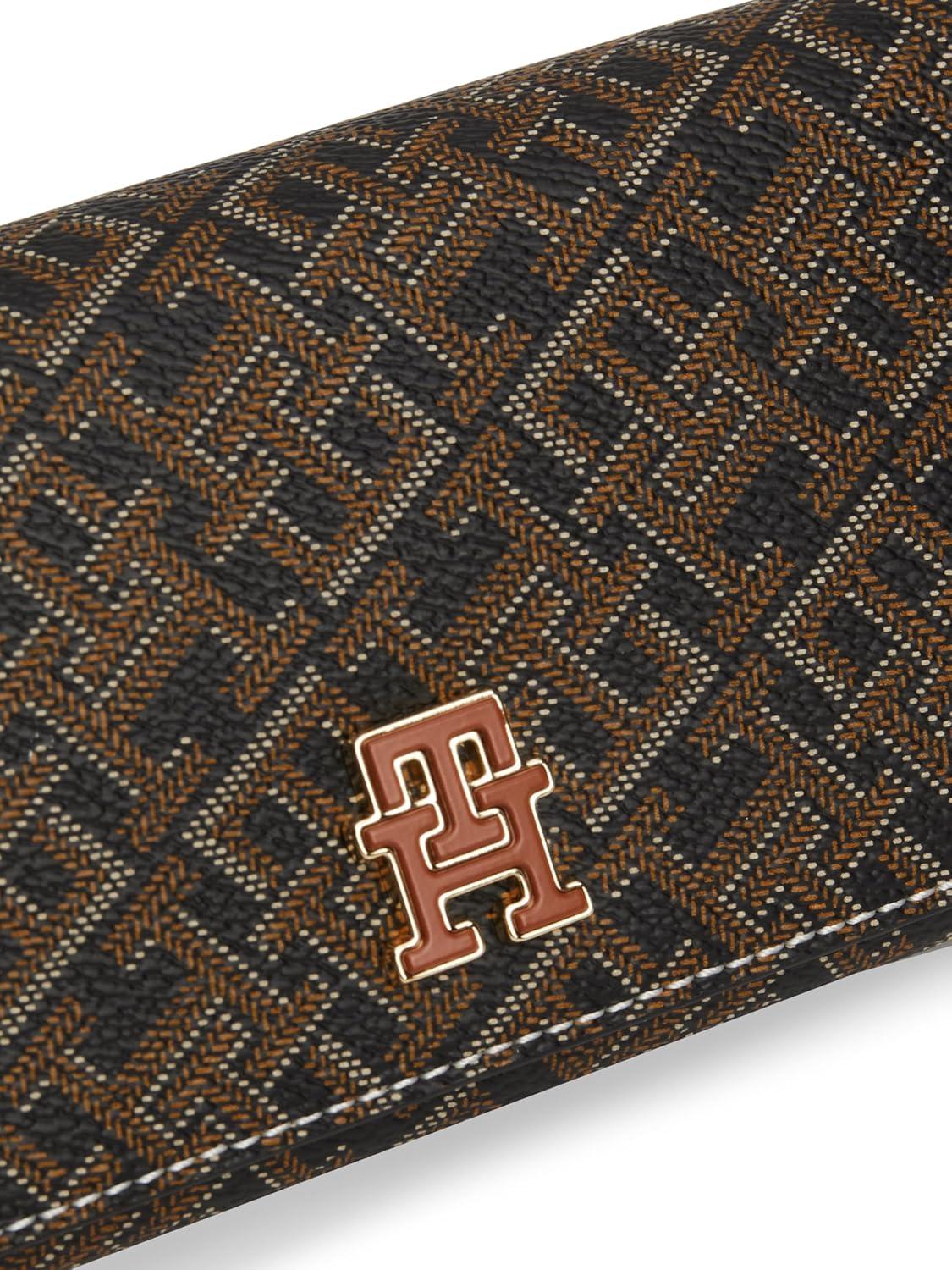 imageTommy Hilfiger womens Monogram Clutch With Removable ChainBlack Tan Mix