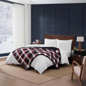 Tommy Hilfiger – Blanket, Ultra-Soft Plush Throw Blanket for Bed or Couch, Cozy Bedding with Solid Reverse & Tailored Hem, Medium Weight for Year Round Comfort (Dumbo Windowpane Grey, 50″ x 70″)(Derby Plaid Red)
