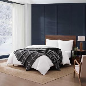 Tommy Hilfiger – Blanket, Ultra-Soft Plush Throw Blanket for Bed or Couch, Cozy Bedding with Solid Reverse & Tailored Hem, Medium Weight for Year Round Comfort (Dumbo Windowpane Grey, 50″ x 70″)(Dumbo Windowpaine Grey)
