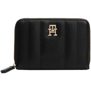 Tommy Hilfiger Women’s Zip Wallet(BLACK)