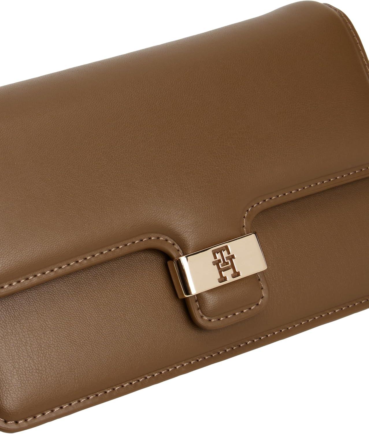imageTommy Hilfiger Heritage Clutch with Wristlet and Removable Crossbody ChainNordic Taupe