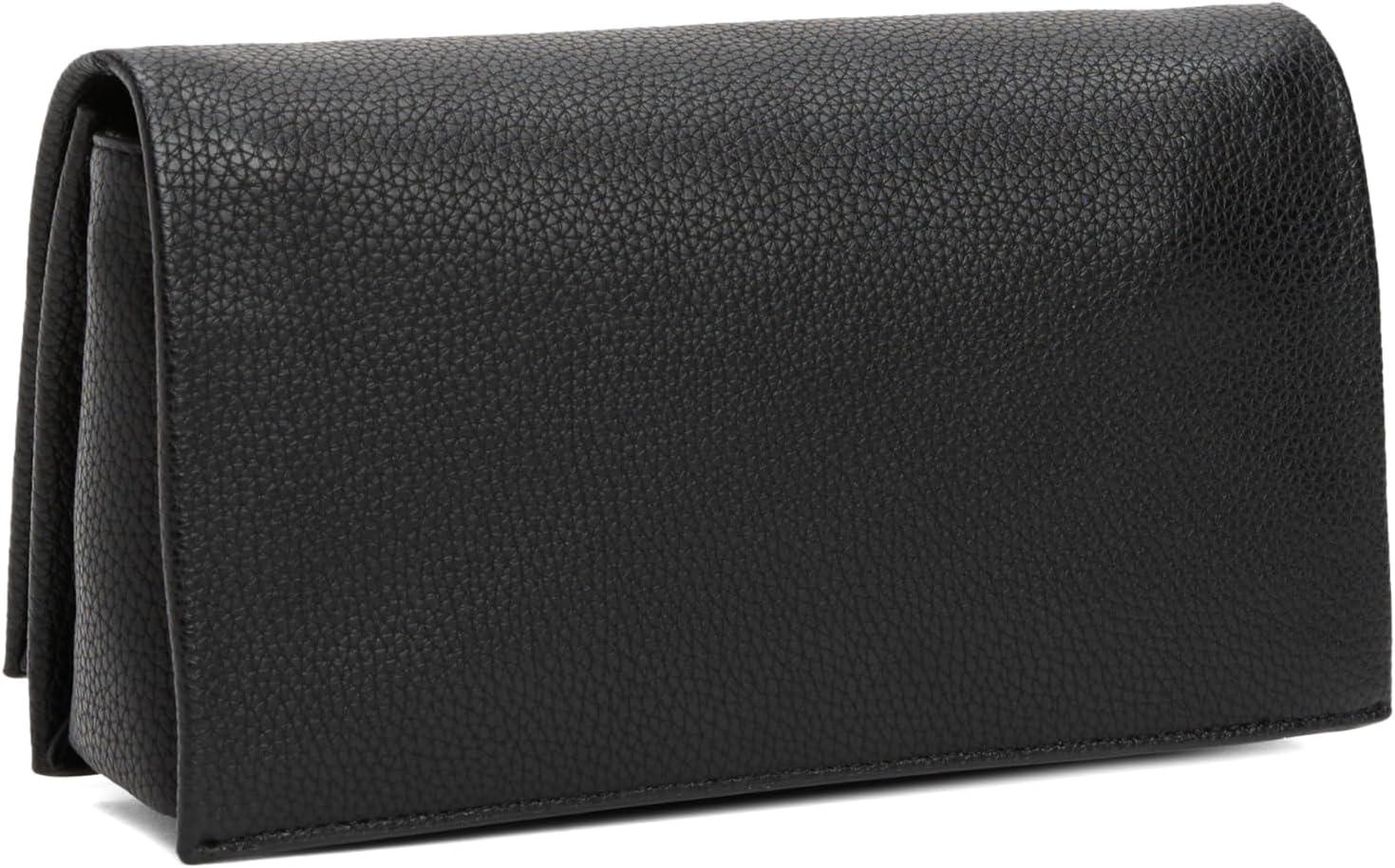 imageTommy Hilfiger womens Chain Flap Crossbody Bag With Removable Crossbody StrapBlack