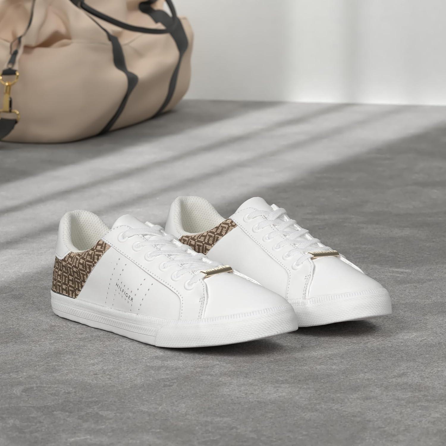 imageTommy Hilfiger Womens LorioWhite Multi