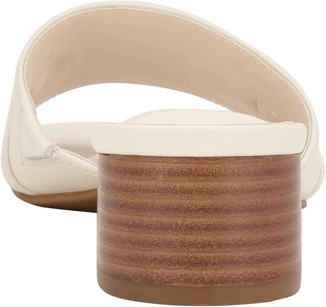 imageTommy Hilfiger Womens Pippe SandalChic Cream 150