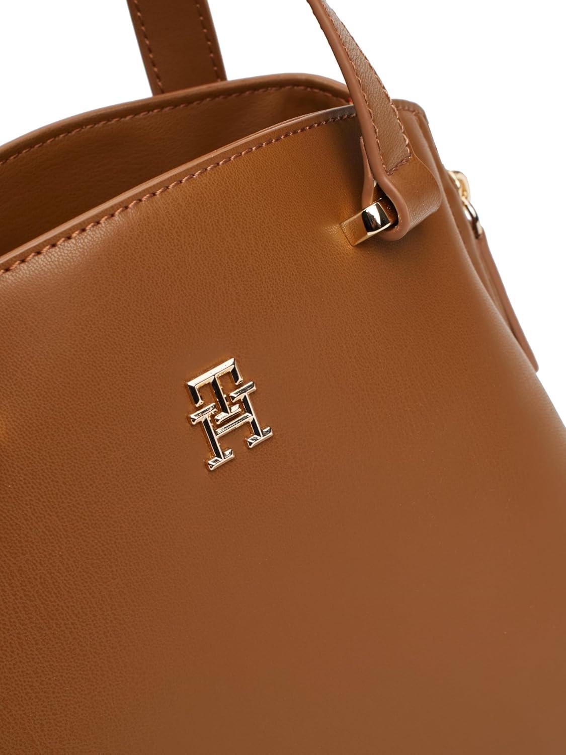 imageTommy Hilfiger womens Modern Tote Bag With ZipperHighland Khaki