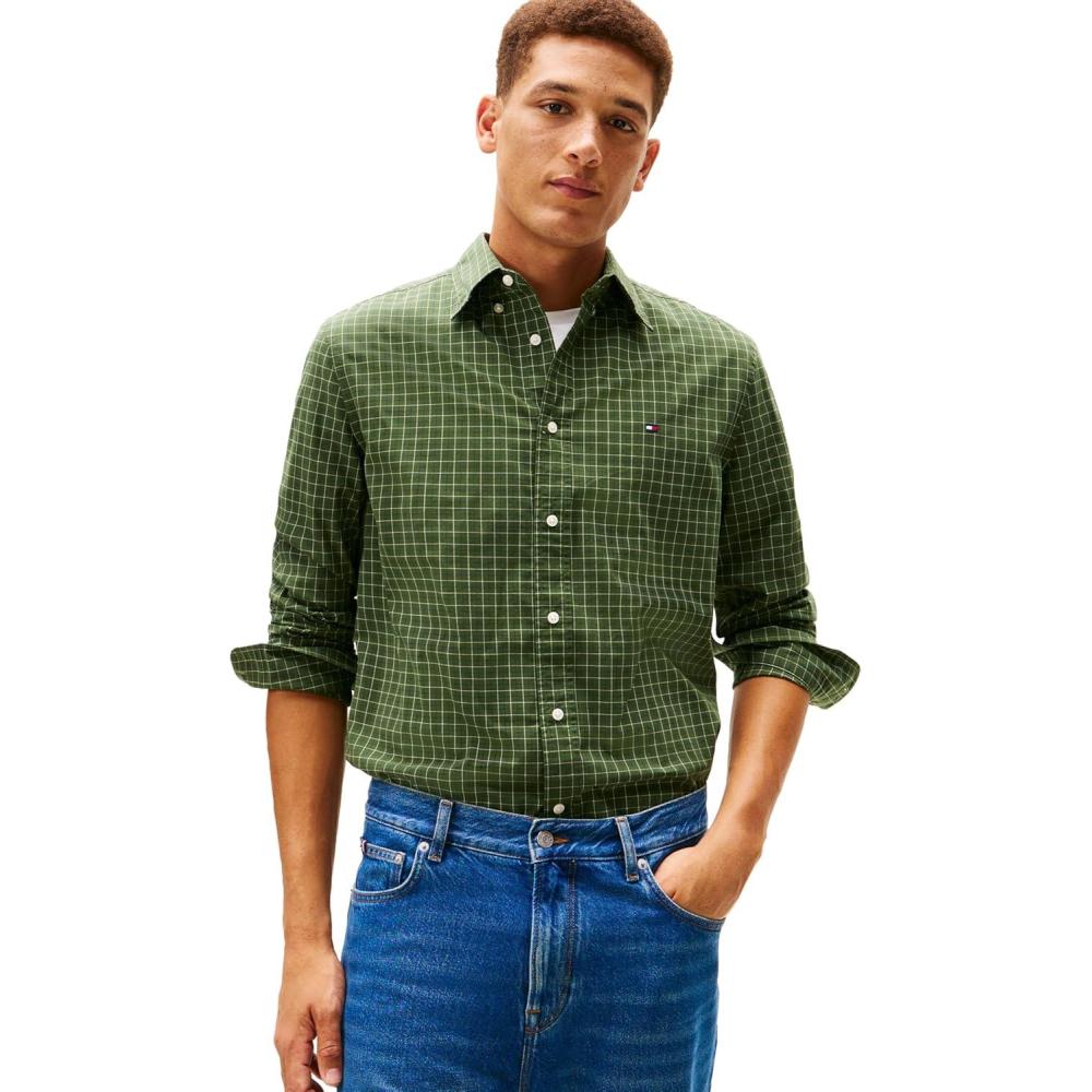 imageTommy Hilfiger Mens Long Sleeve Poplin Shirts in Regular Fit Mens Button Down Shirts Also Available in Big and TallMountain Pine Check