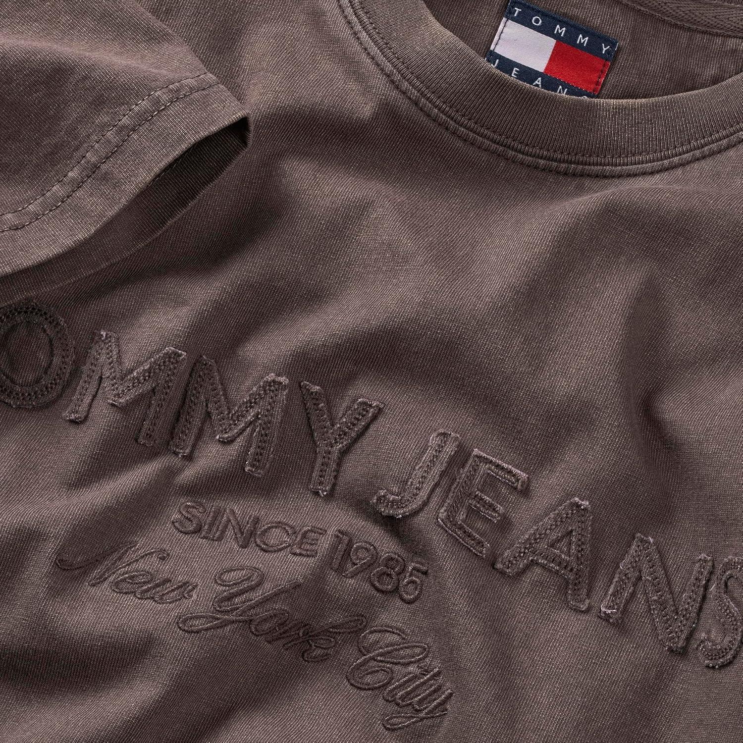 imageTommy Jeans Mens Short Sleeve Solid Cotton Graphic TShirts with Tonal Embroidered LogoBlack Walnut