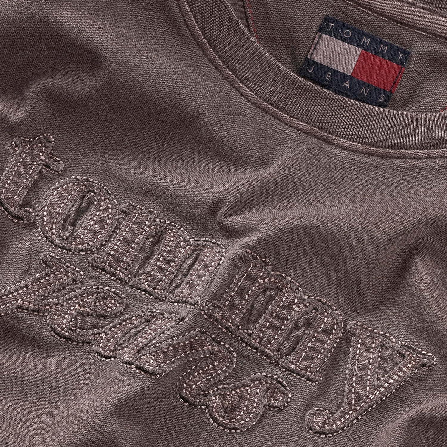 imageTommy Jeans Womens Short Sleeve Coton Graphic TShirts with Tonal Embroidered LogoBlack Walnut