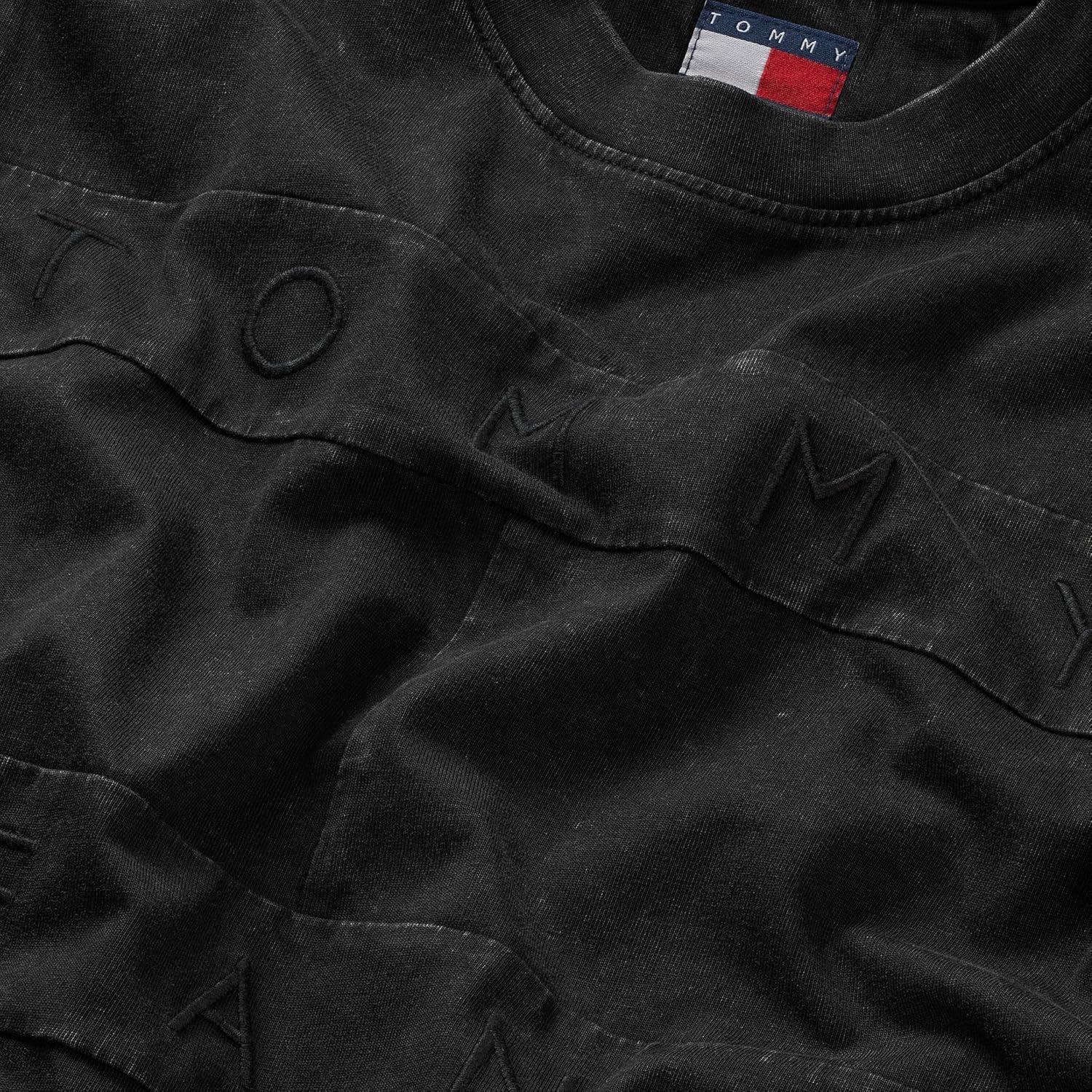 imageTommy Jeans Womens Short Sleeve Cotton Graphic TShirts with Tonal Embroidered Flag LogoBlack