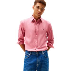 Tommy Hilfiger Men’s Long Sleeve Poplin Shirts in Regular Fit, Men’s Button Down Shirts, Also Available in Big and Tall(Camellia Blush)