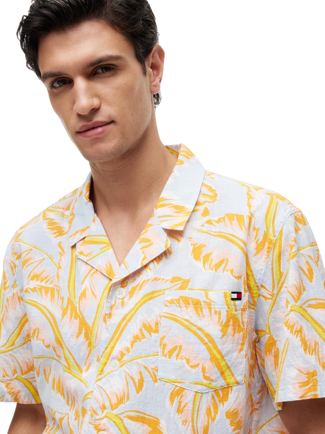 imageTommy Hilfiger Mens Lightweight Short Sleeve Cotton Beach Print Shirt with Pocket Mens Casual Button Down Summer ShirtsVintage Banana Leaf Keepsake Blue