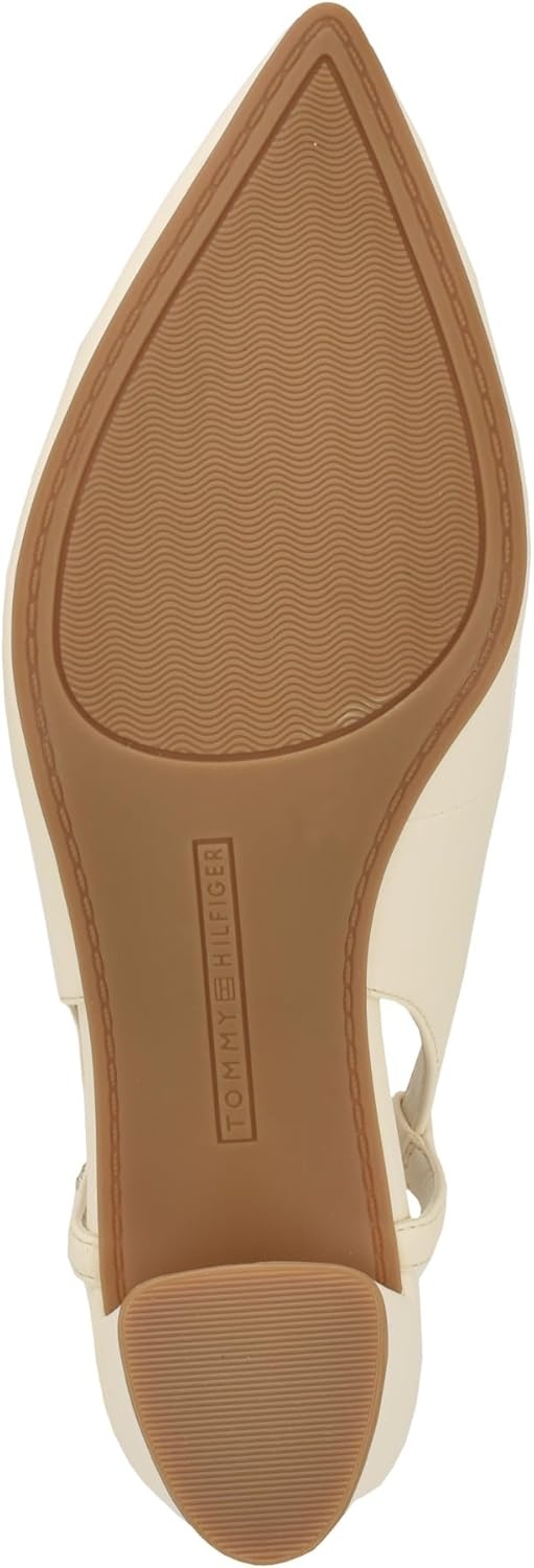 image:imageTommy Hilfiger Womens Jezibee PumpIvory 152