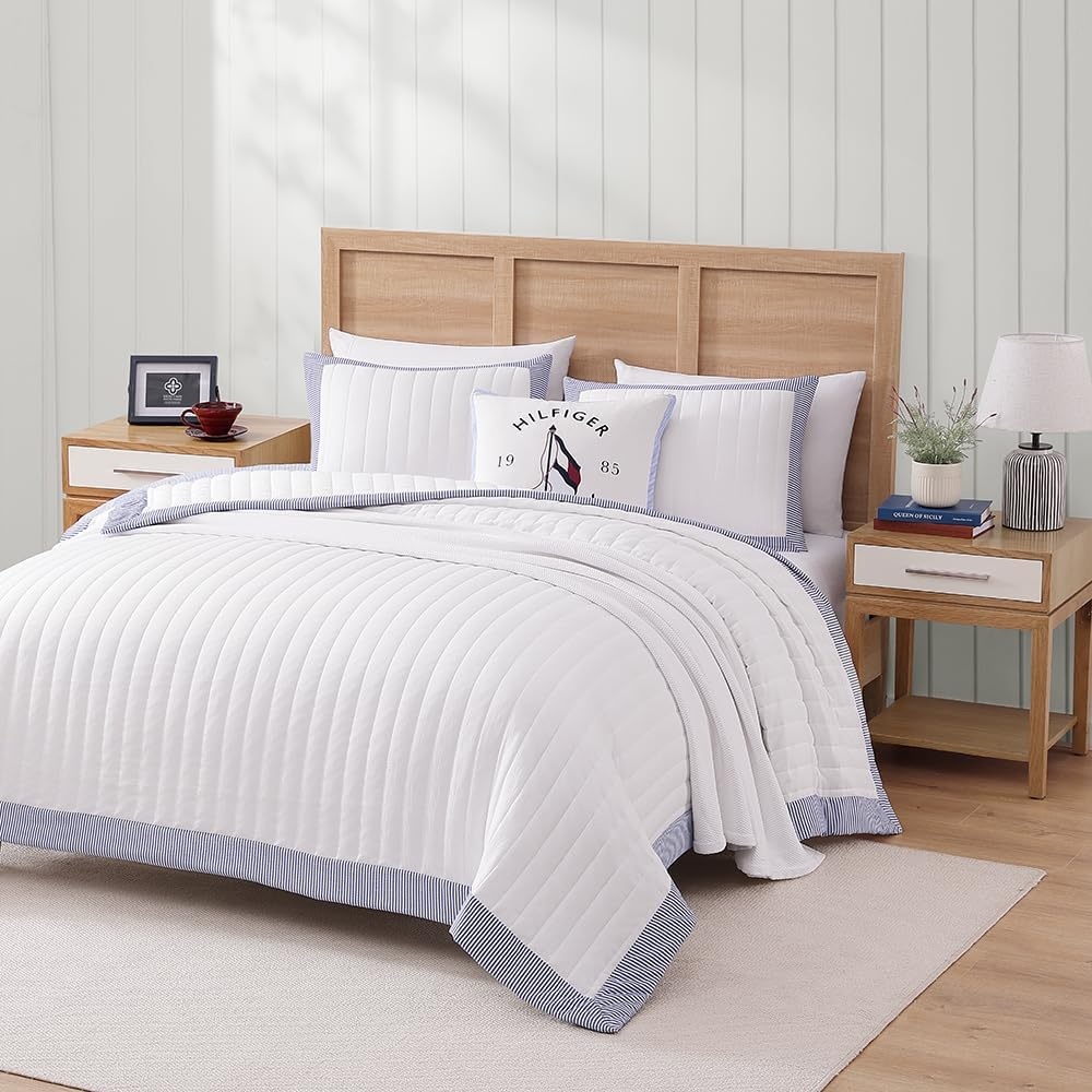 image:imageTommy Hilfiger Twin Quilt Set Soft Microfiber Bedding with Reversible Solid Design Lightweight AllSeason Quilt with Matching Sham Americana Decor Resort BlueTwin