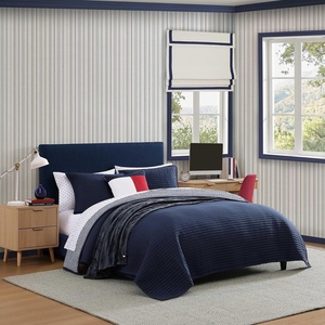 Tommy Hilfiger – Twin Quilt Set, Reversible Bedding with a Soft & Smooth Feel, 2 Piece Bed Set with Matching Pillowcase (Solid Gardena/Check Blue)(Solid Gardena/Check Blue)