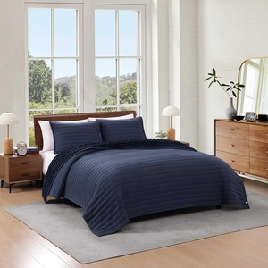 Tommy Hilfiger – Twin Quilt Set, Ultra-Soft Plush Reverse with Channel Stitch Design, Medium Weight 2 Piece Bed Set with Matching Pillowcase (Classic Comfort Blue)(King)