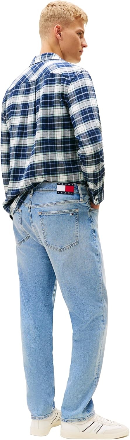image:imageTommy Jeans Mens Regular Tapered Stretch JeansDenim Light