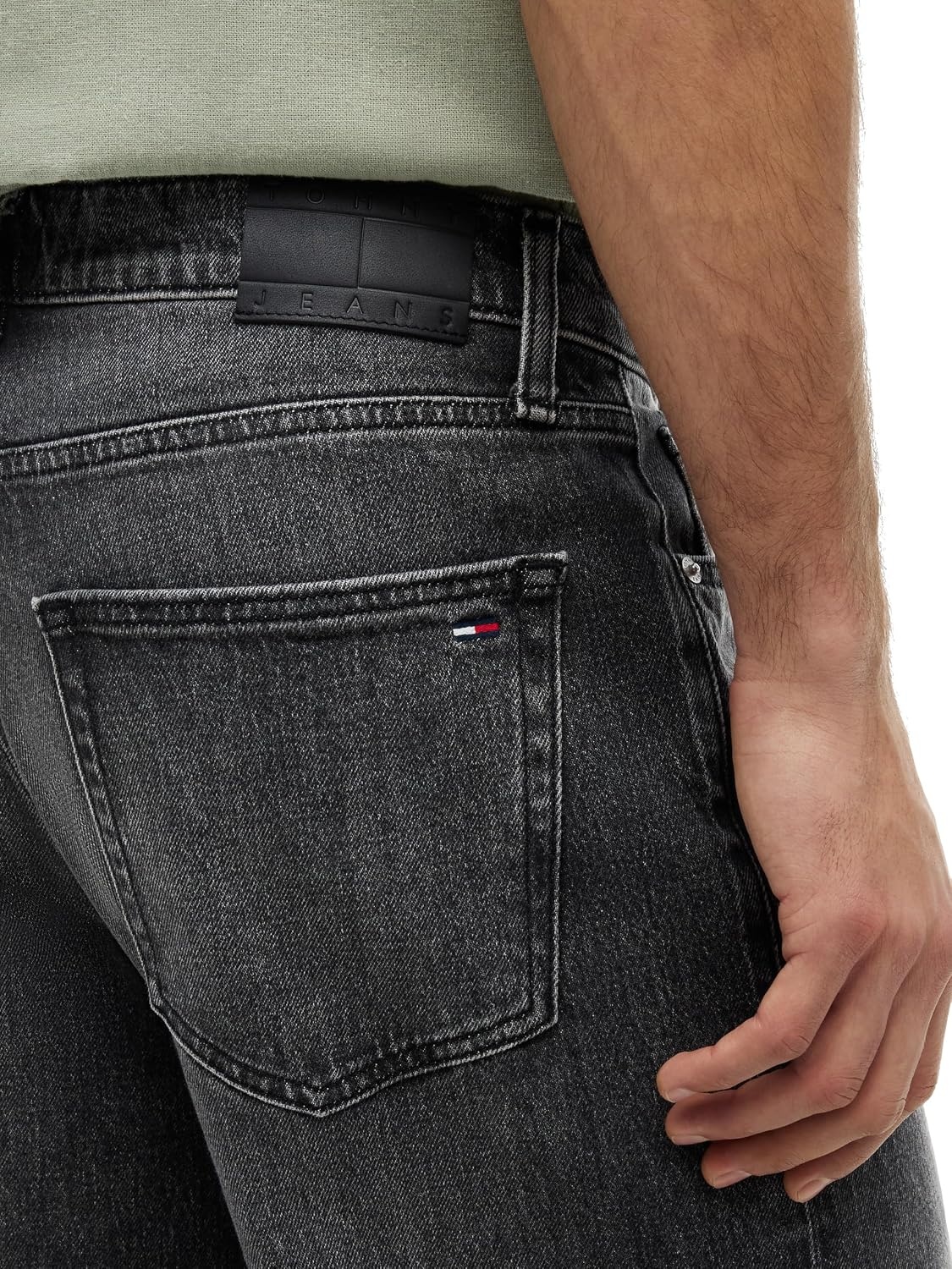 image:imageTommy Jeans Mens Relaxed Straight Stretch JeansDenim Black