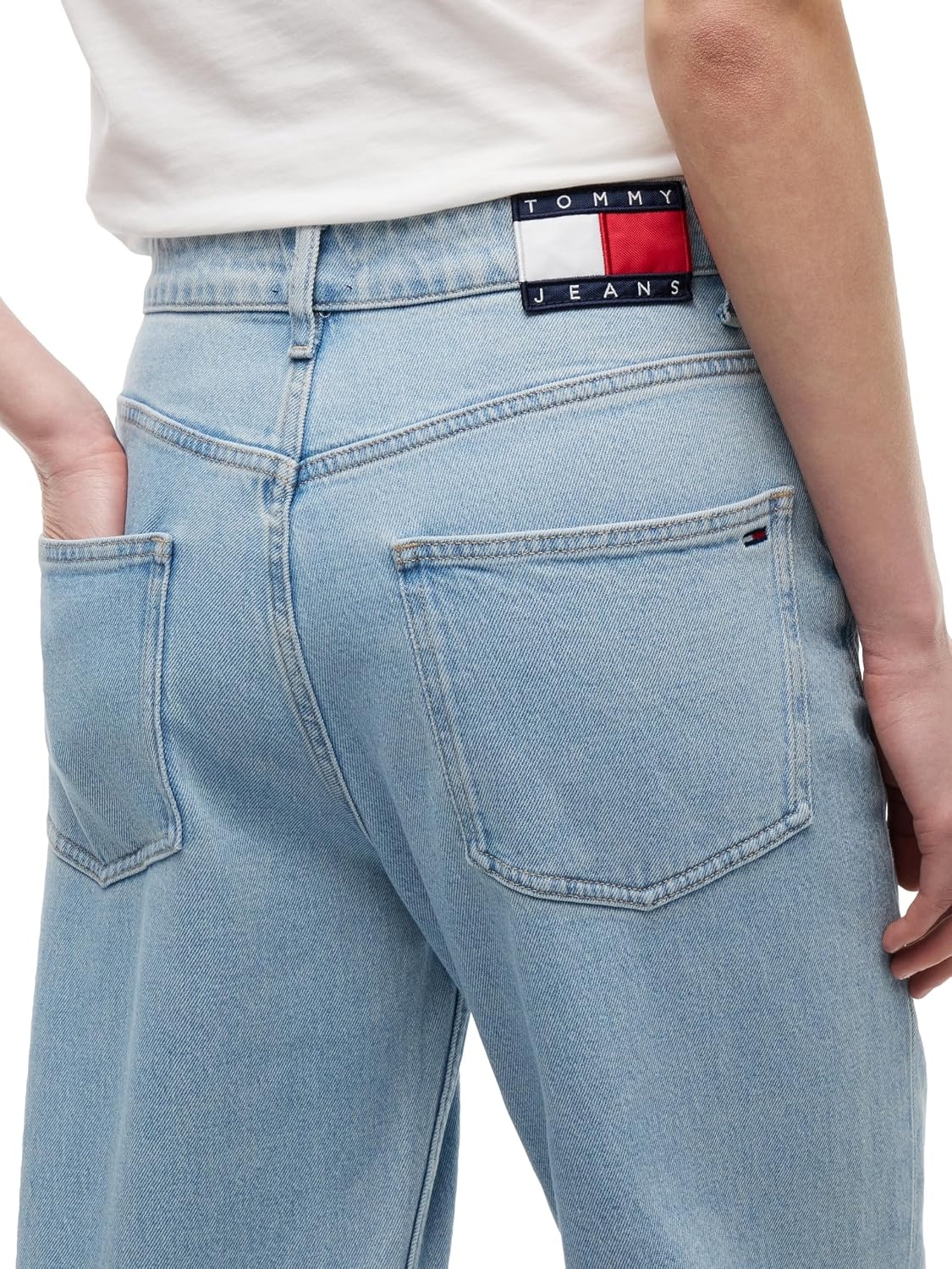 image:imageTommy Jeans Womens Mia Mid Rise Relaxed Straight JeansDenim Light