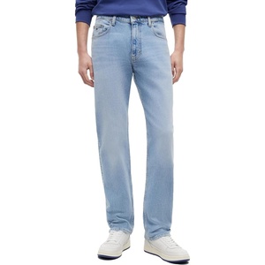Tommy Jeans Men’s Slim Straight Stretch Jeans(Denim Light)