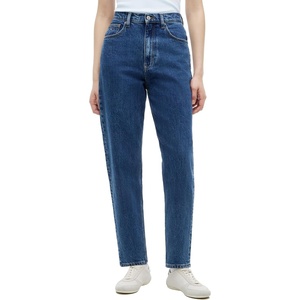 Tommy Jeans Women’s High Rise Tapered Leg Mom Jeans(Denim Medium)