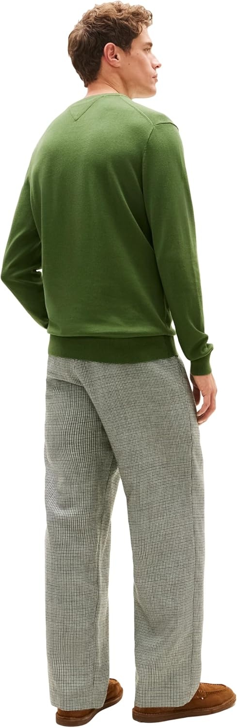 image:imageTommy Hilfiger Mens Cotton Solid V Neck Sweater Lightweight PulloverMountain Pine