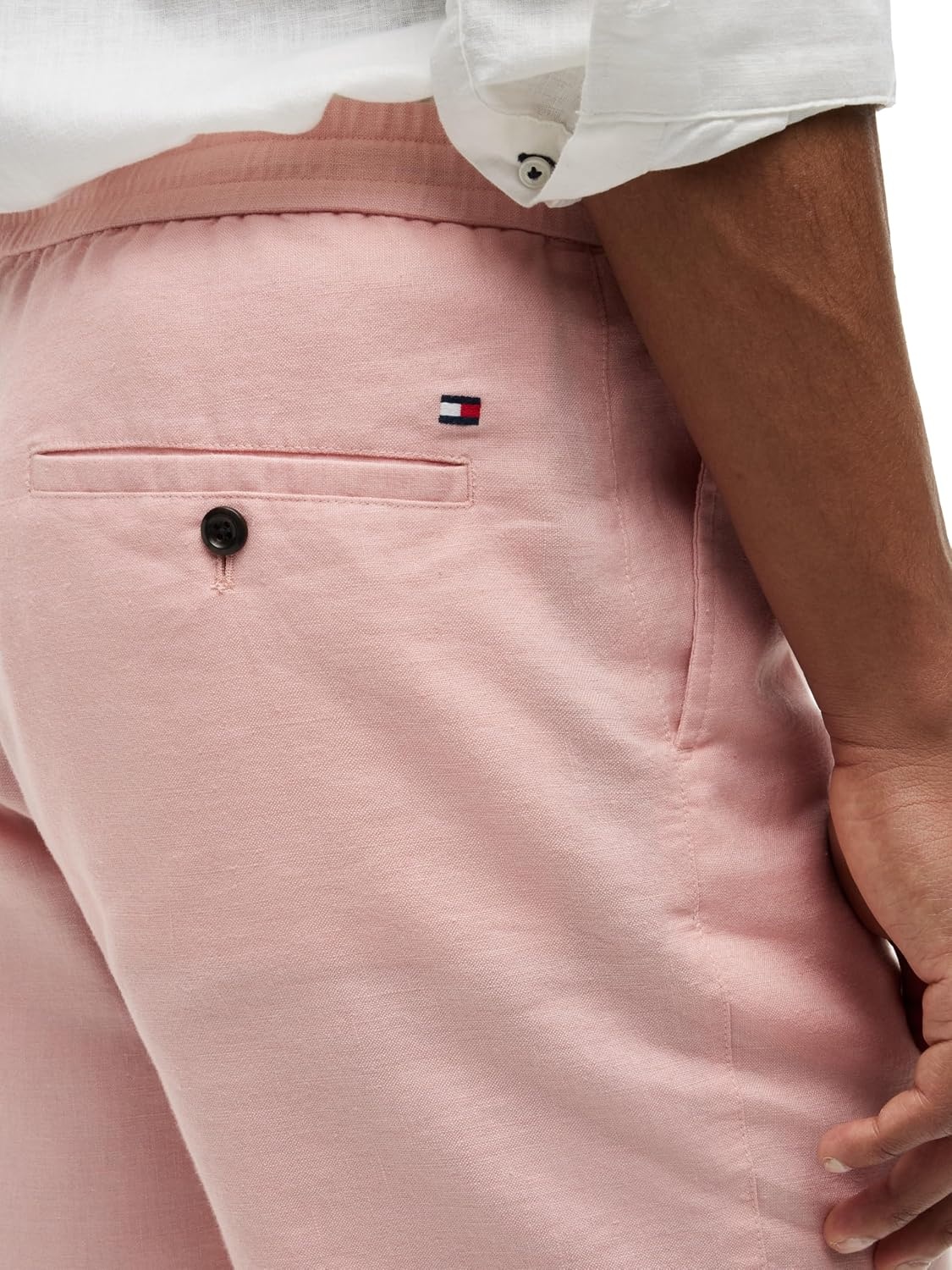 image:imageTommy Hilfiger Mens Lightweight Linen Shorts 8 Inch in Regular FitDelicate Petal