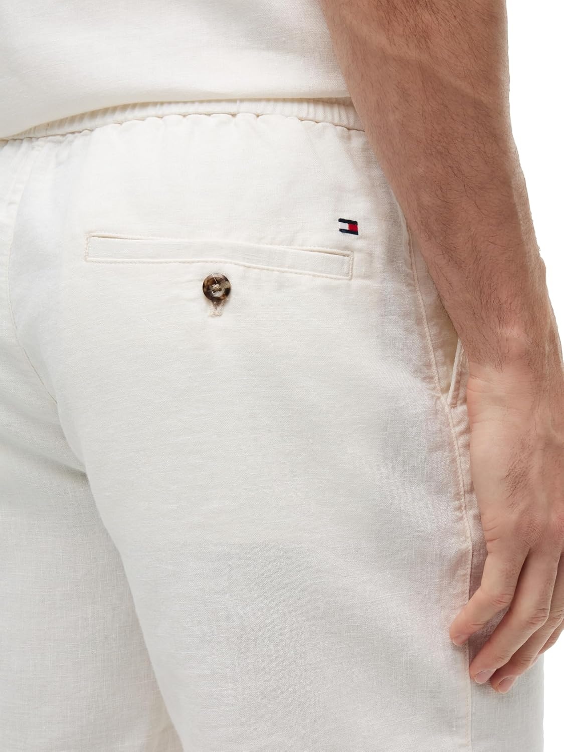 image:imageTommy Hilfiger Mens Lightweight Linen Shorts 8 Inch in Regular FitIvory Petal