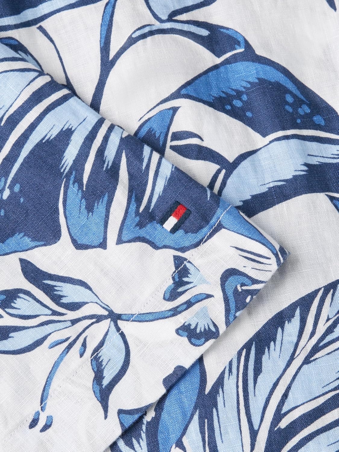 image:imageTommy Hilfiger Mens Short Sleeve Casual Linen Button Down Shirts in Regular FitWhite Blue Allover