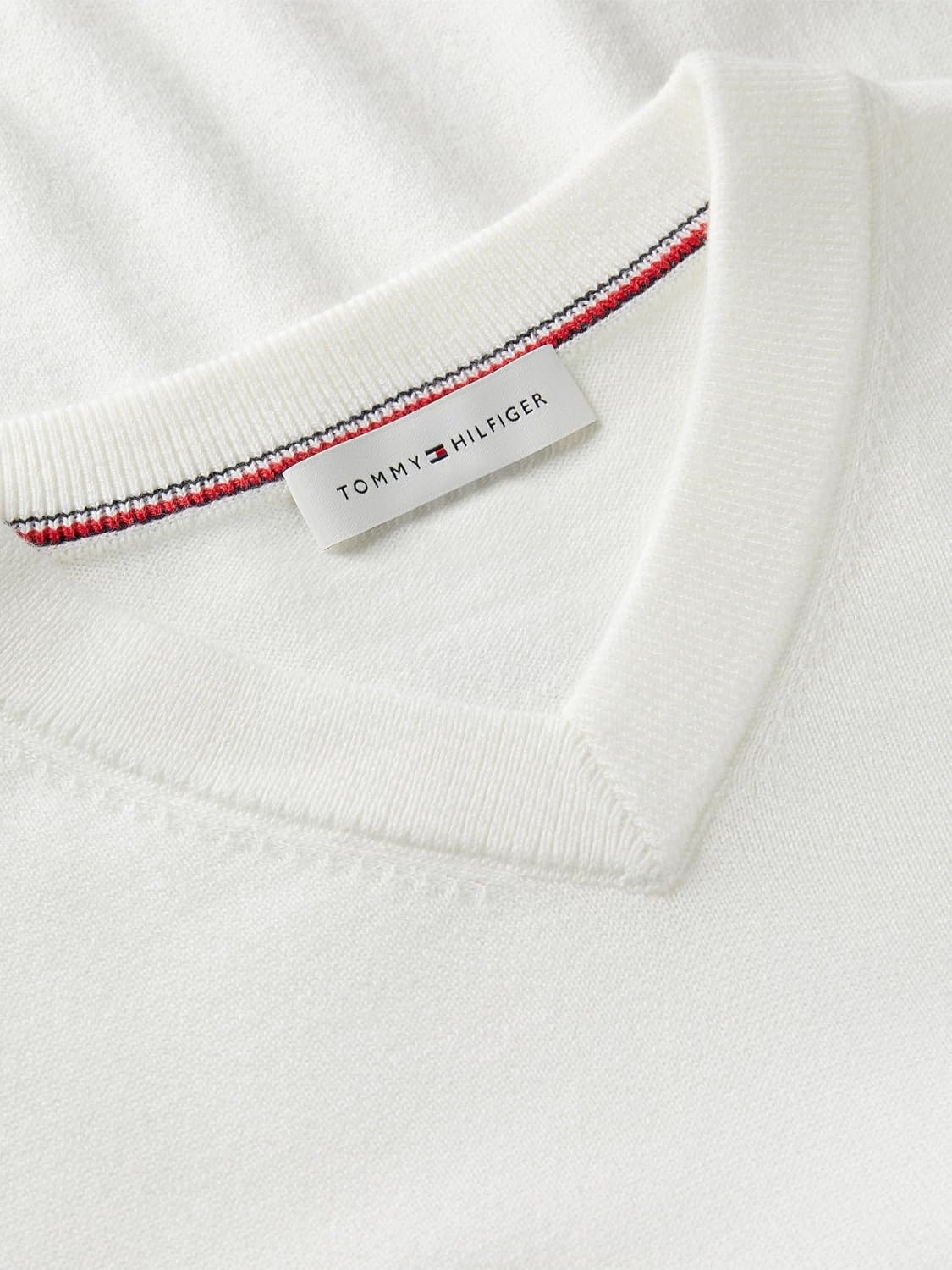 image:imageTommy Hilfiger Womens Long Sleeve Cotton VNeck Graphic Sweater PulloverEcru Falling Bear