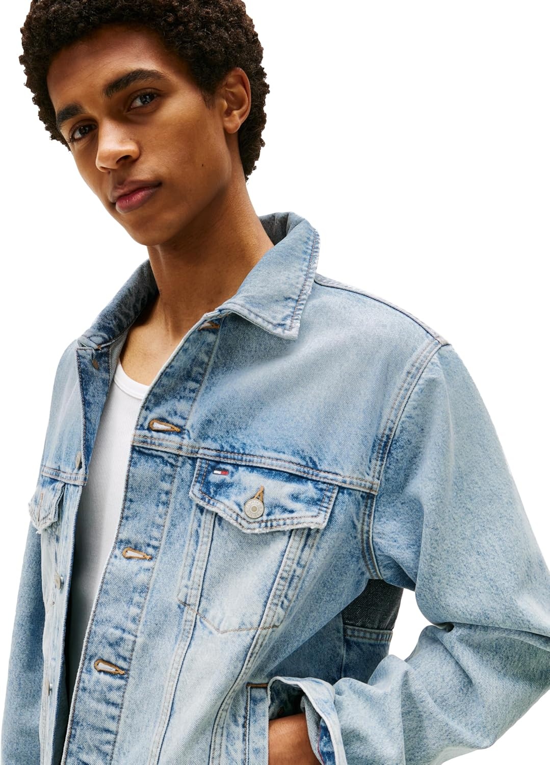 image:imageTommy Jeans Mens Lightweight Denim Trucker Jacket With Embroidered LogoDenim Mid Light Blue