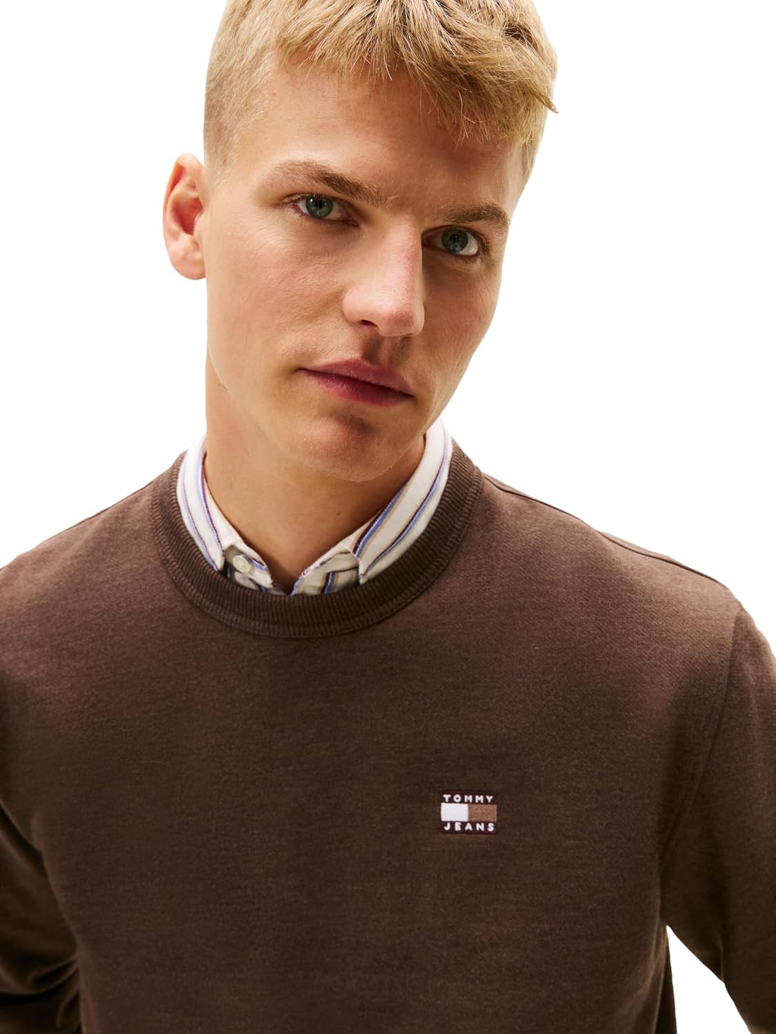 image:imageTommy Jeans Mens Medium Weight Crewneck Sweatshirt With Embroidered Flag LogoBlack Walnut Heather