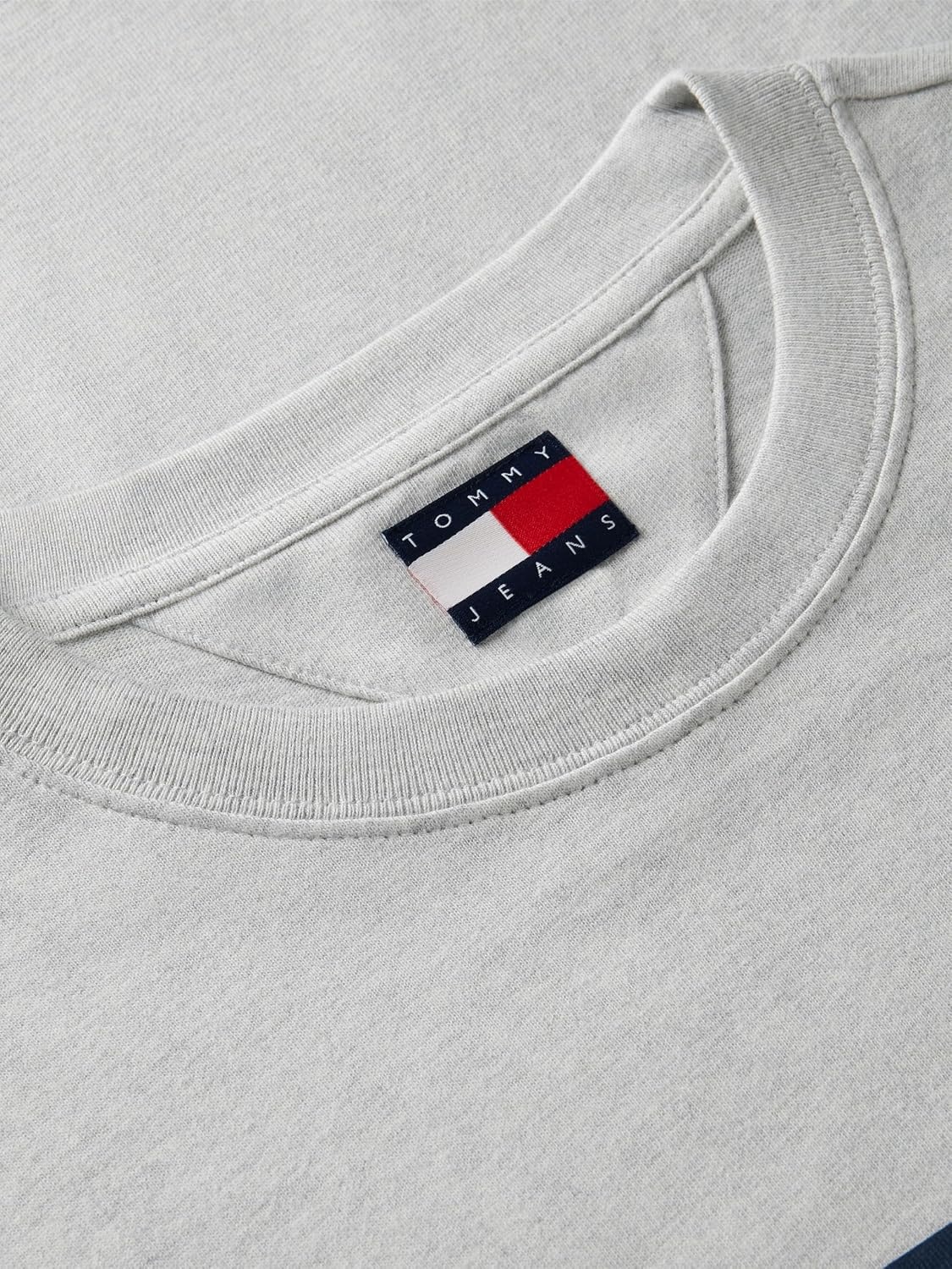 image:imageTommy Jeans Mens Short Sleeve Cotton Graphic TShirts in Regular FitIce Grey Heather