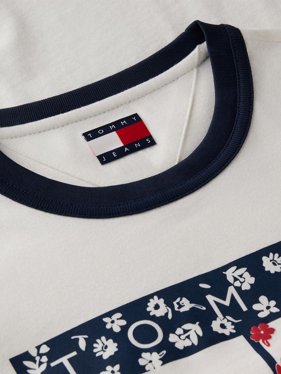 image:imageTommy Jeans Womens Short Sleeve Graphic TShirts with Contrast CollarOffwhite