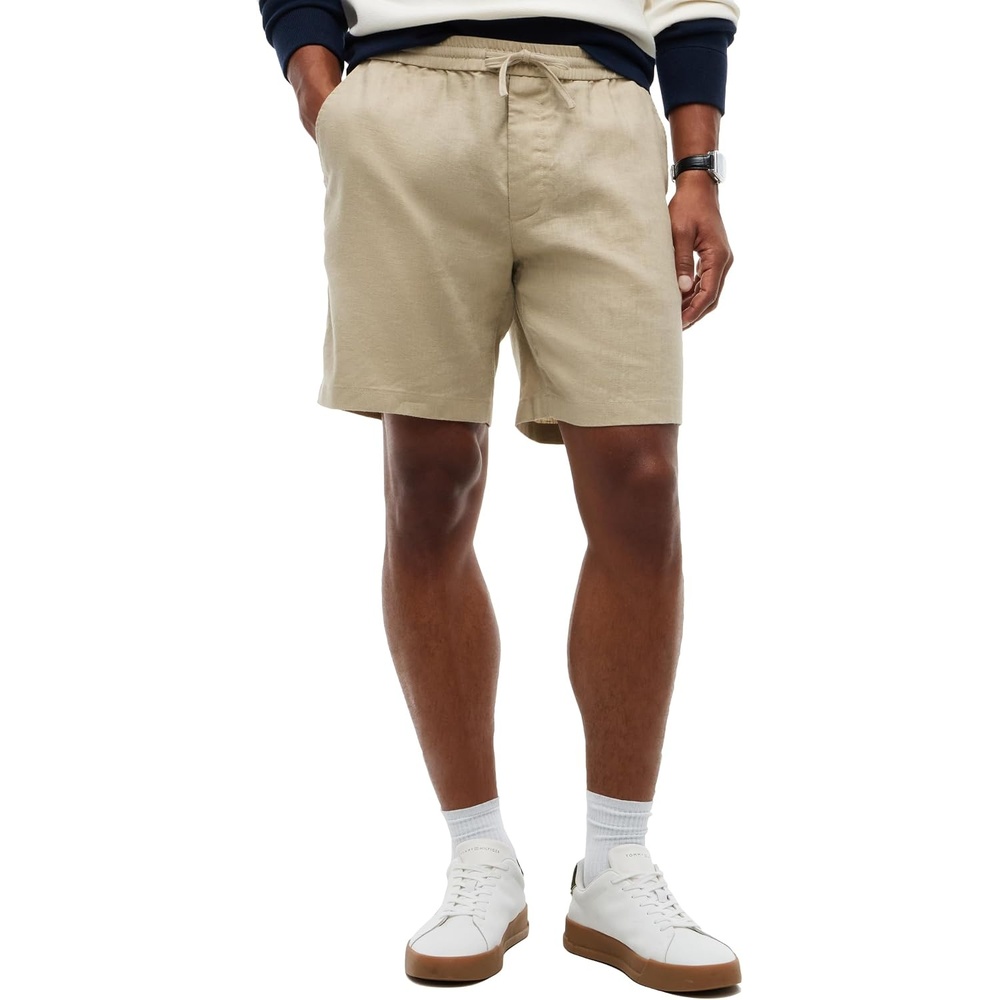 image:imageTommy Hilfiger Mens Lightweight Linen Shorts 8 Inch in Regular FitSandalwood